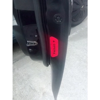 Odblaskowe naklejki ostrzegawcze na drzwi komplet