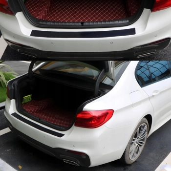 Naklejka karbonowa ochronna na bagażnik zderzak samochodu