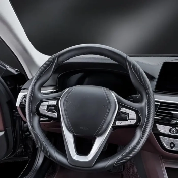 Nakładki na kierownice w stylu carbon